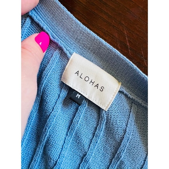 Alohas Blue Cropped Sweater - Picture 4 of 5